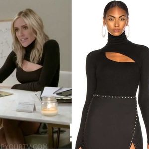 Turtle neck cut out bodysuit